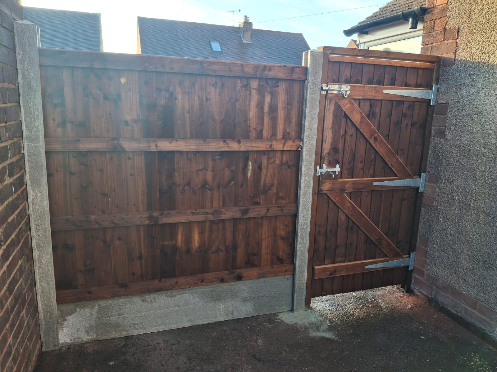 Commercial Boundary Fencing